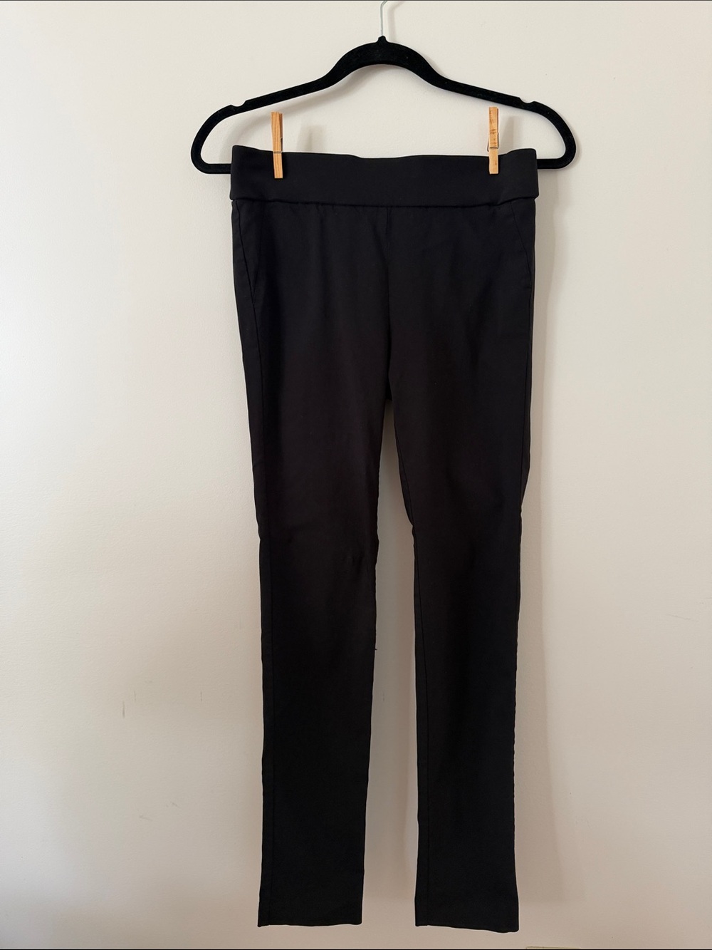 Jones New York Slim Black Pull-On Ponte Pants